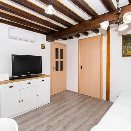 Apartment Rustika Skradin Exterior photo