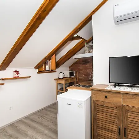 Apartment Rustika Skradin Exterior photo